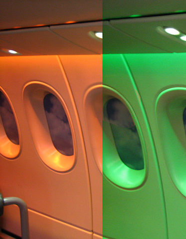 Image:Boeing 787 cabin LED lights.jpg