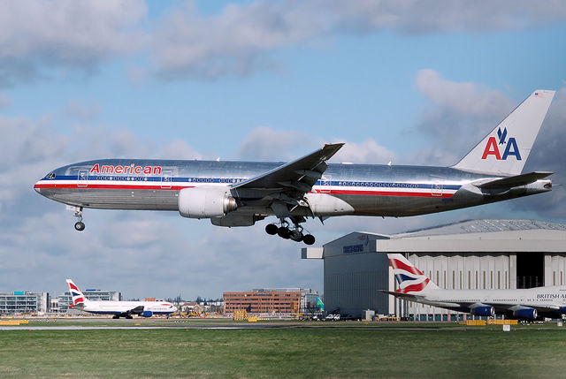 Image:Aa.b777-200er.n781an.arp.jpg