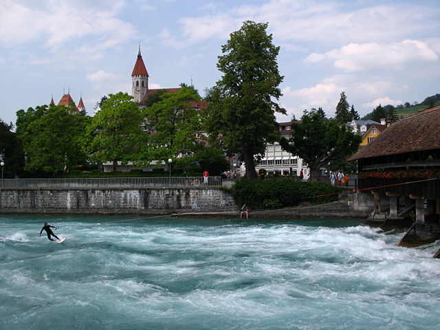 Image:4284 - Thun - Stadtkirche, Obere Schleuse.JPG