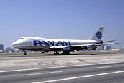 Pan Am 747-100 illustrating the original size of the upper deck design and window layout
