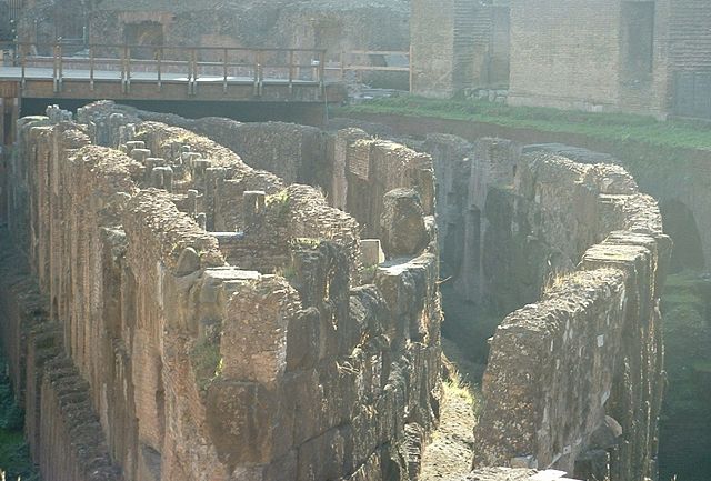 Image:Colloseum-hypogeum-detail.jpg