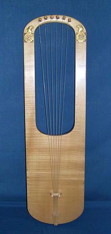 Image:Sutton Hoo lyre (reconstruction).jpg
