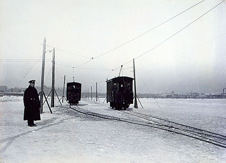 Image:Piter ice tram_.jpg