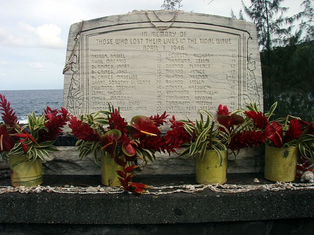 Image:The monument to the victims of tsunami.jpg