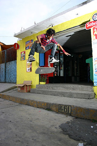 Image:Kickflip1.jpg