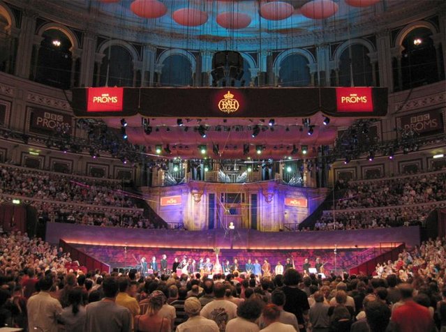 Image:Proms-albert-hall-04.jpg