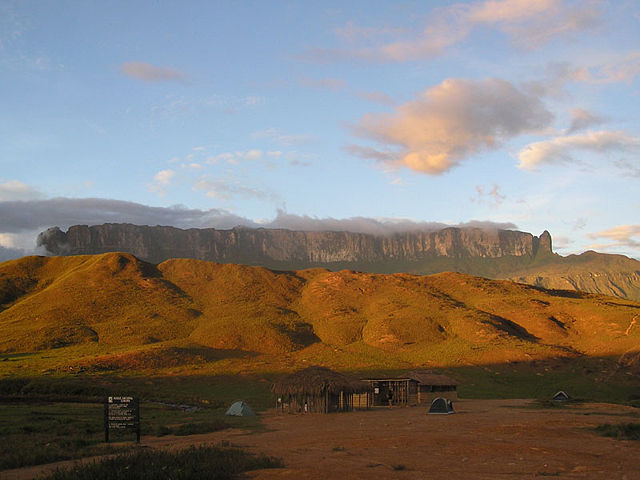 Image:Mt Roraima in Venezuela 001.JPG