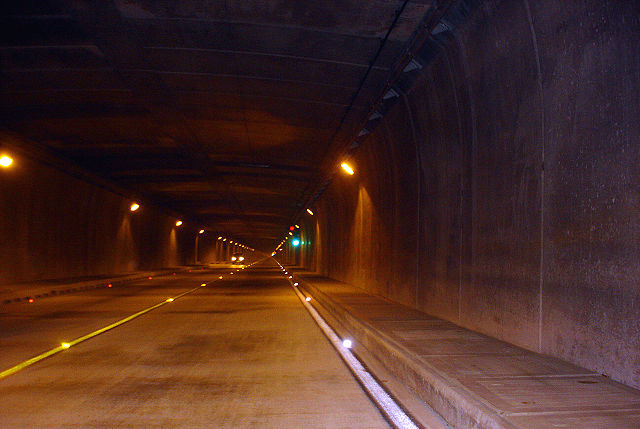 Image:Tunel de Occidente.jpg