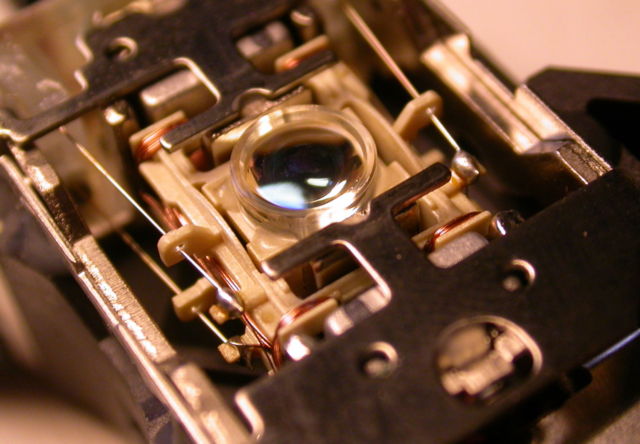 Image:CD drive lens.jpg