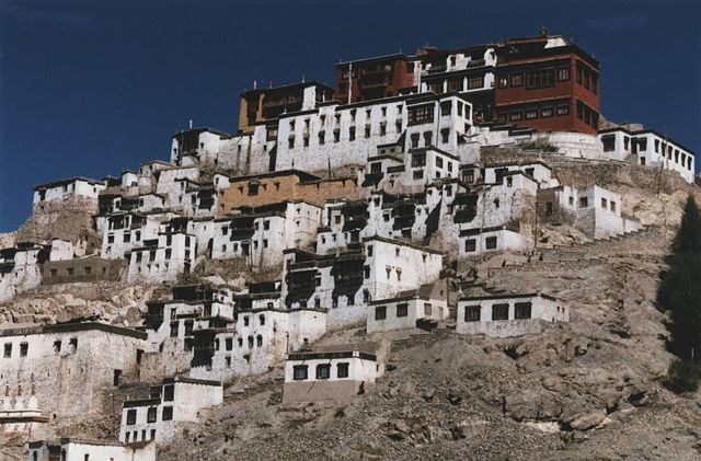 Image:Tiksemonastery.jpg