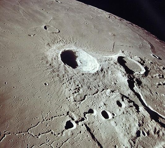 Image:Aristarchus and Herodotus craters Apollo 15.jpg