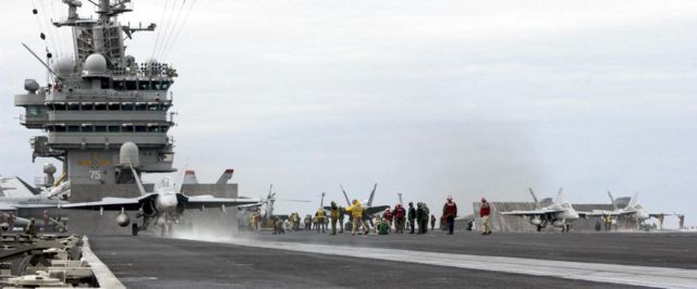 Image:USS Harry S Truman (CVN-75) Flight Deck.JPG