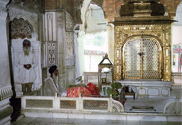 Image:Interior of Akal Takht.jpg