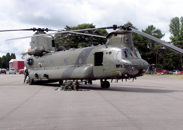 Image:Chinook.hc2.za677.arp.jpg