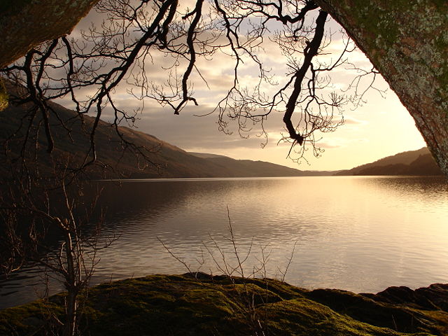 Image:View of loch lomond.JPG