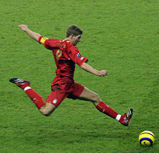 Gerrard taking a freekick for Liverpool.