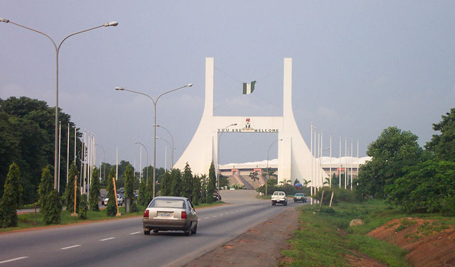 Image:Abuja gate.jpg