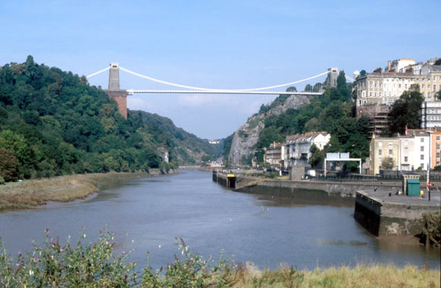 Image:Clifton.bridge.longview.750pix.jpg