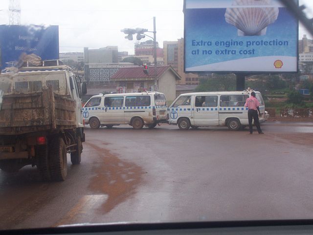 Image:Taxis in Kampala.jpg