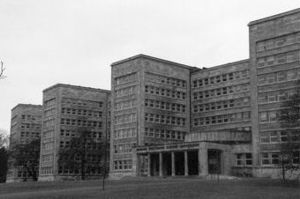 Front of the Poelzig Building from the southeast, with its temple-like portico entrance and rotunda