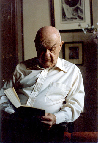 Image:Vishniac reading.jpg