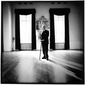 Henry Moore photographed by Lothar Wolleh