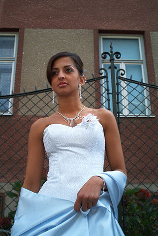 Image:Romany girl from cz 2005.jpg