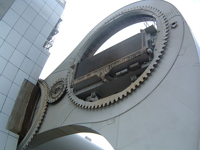 Image:Cog mechanism falkirk.jpg