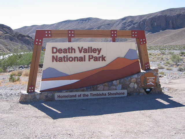 Image:DValley Sign.JPG