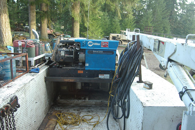 Image:Fieldwelding1.jpg