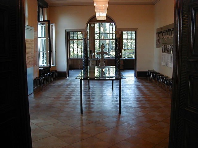 Image:Wannsee-room.jpg