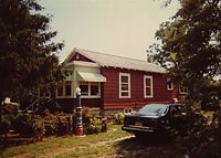 A Sears-catalog home located on Route 47 at Dias Creek, New Jersey (2005).