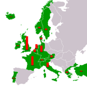 Map of Cold-War era Europe and the Near East showing countries that received Marshall Plan aid. The red columns show the relative amount of total aid per nation.