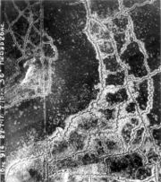 Aerial view of opposing trench lines between Loos and Hulluch, July 1917. German trenches at the right and bottom, British at the top-left.