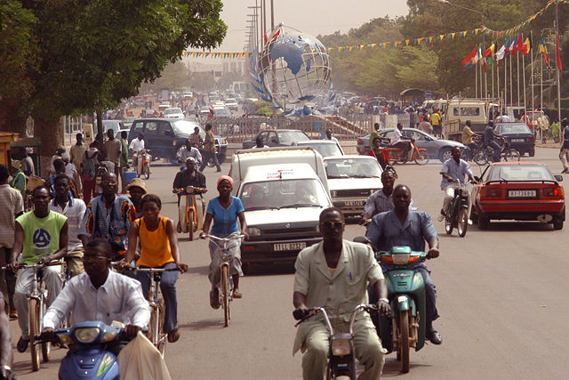 Image:Ouagadougou place nations unies.JPG
