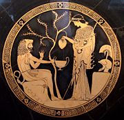 Athena and Herakles on an Attic red-figure kylix, 480–470 BCE