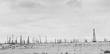 Oil field in California, 1938.