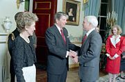 McCain meeting President Ronald Reagan with First Lady Nancy Reagan at left, March 1987