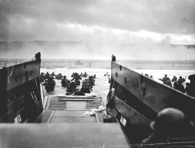 Image:1944 NormandyLST.jpg