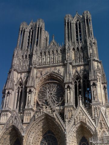 Image:Notre Dame de Reims - détail haut.JPG