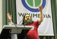 Richard Stallman giving a speech about "Copyright and Community" at Wikimania (2005)