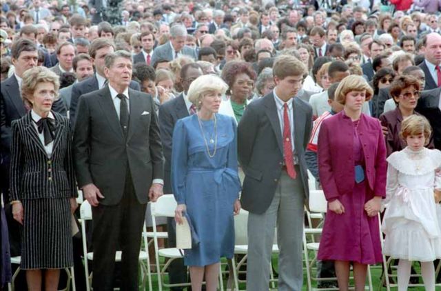 Image:Reagans attend Challenger memorial service.jpg