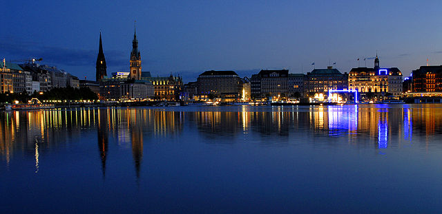 Image:Binnenalster am Abend.jpg