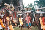 Manganda' dance is performed at Ma'Bua' ritual.