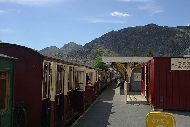 Image:FR-BlaenauStn.JPG