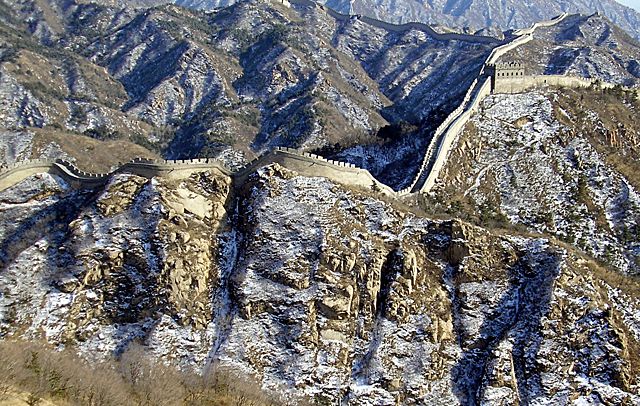 Image:GreatWallNearBeijingWinter.jpg