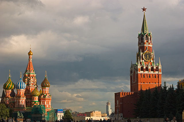 Image:StBasile SpasskayaTower Red Square Moscow.hires.jpg
