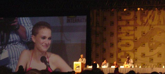 Image:Natalie Portman at Comic Con5 2005b.jpg