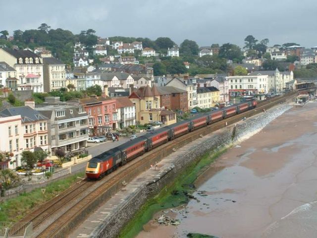 Image:Dawlish Virgin HST.jpg