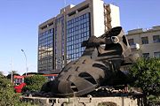 The sandals worn by the fighters of independence have become iconic. This monument in Asmara was erected in memoriam.